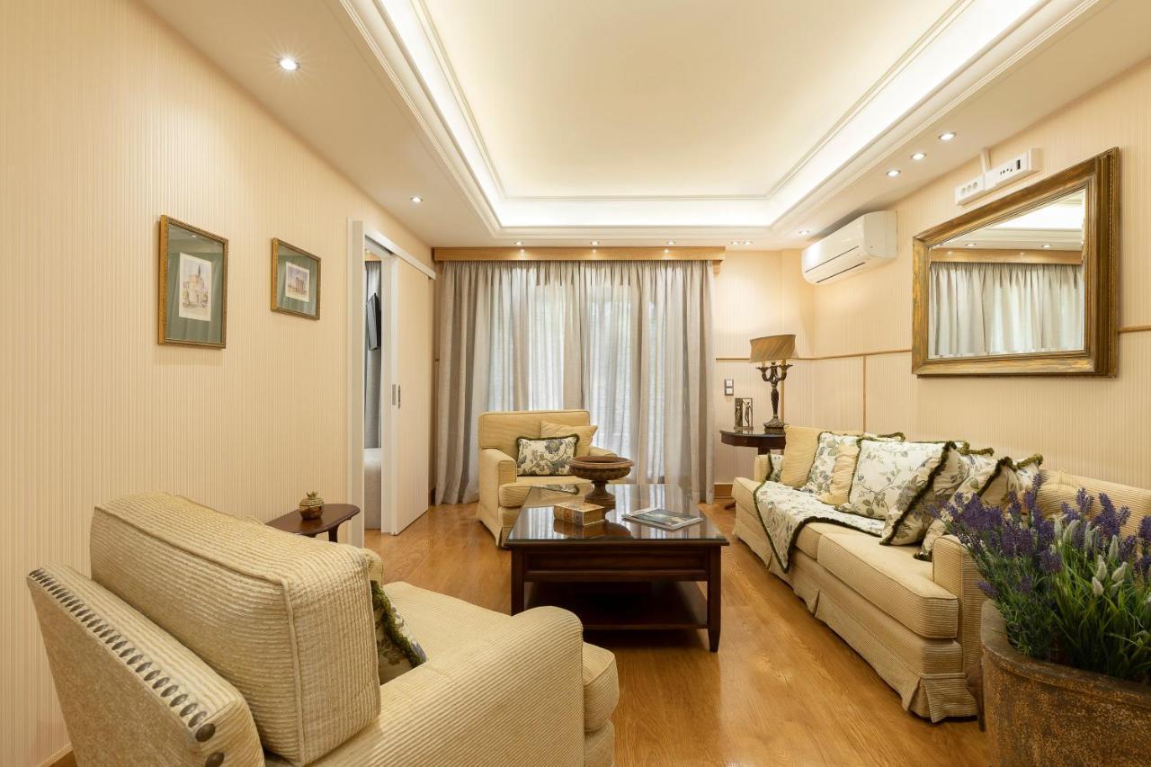 Vouliagmeni'S Elegance By Acropolis Suites 雅典 外观 照片