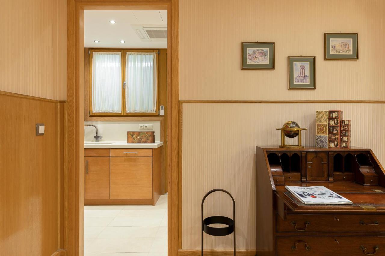 Vouliagmeni'S Elegance By Acropolis Suites 雅典 外观 照片