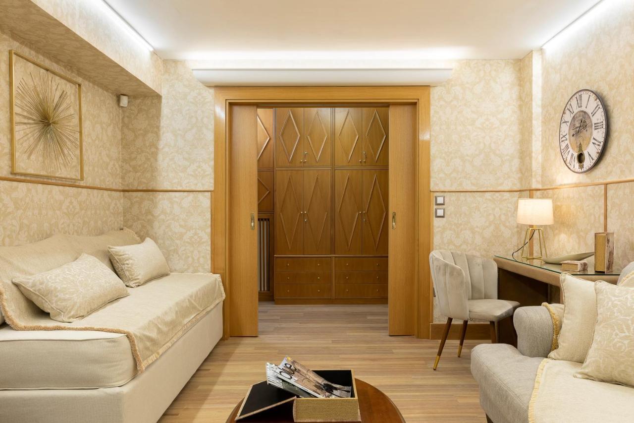 Vouliagmeni'S Elegance By Acropolis Suites 雅典 外观 照片